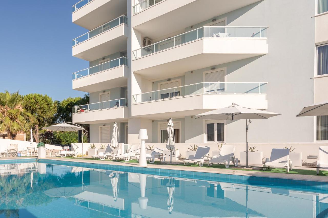 Case Vacanze Blue Bay Resort Roseto Degli Abruzzi Eksteriør billede