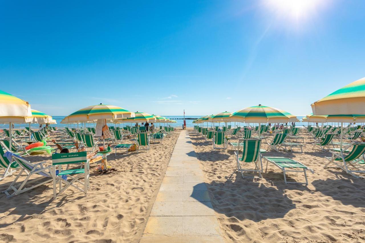 Case Vacanze Blue Bay Resort Roseto Degli Abruzzi Eksteriør billede