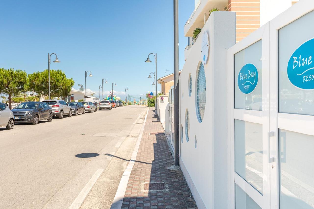 Case Vacanze Blue Bay Resort Roseto Degli Abruzzi Eksteriør billede