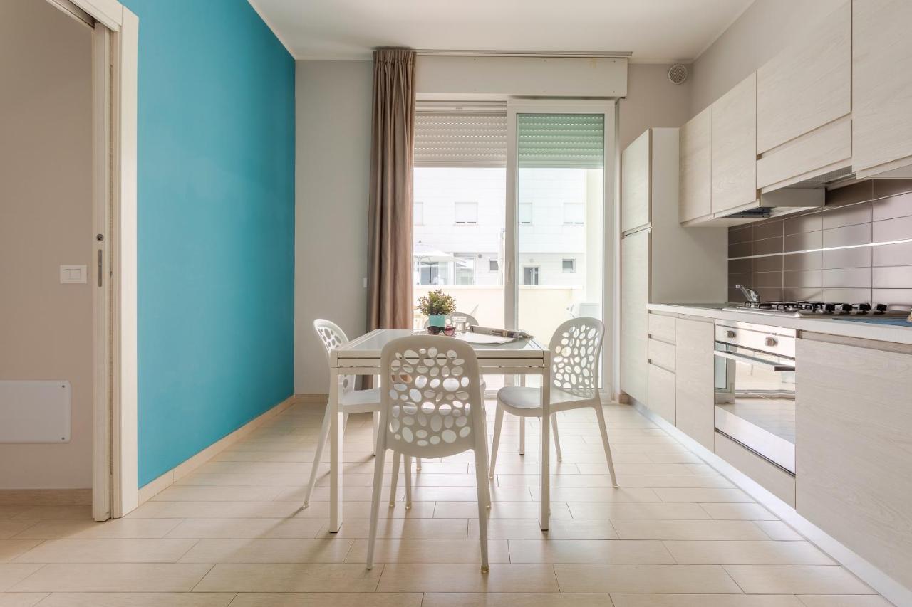 Case Vacanze Blue Bay Resort Roseto Degli Abruzzi Eksteriør billede