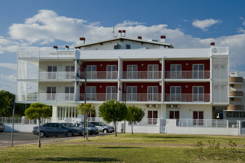 Case Vacanze Blue Bay Resort Roseto Degli Abruzzi Eksteriør billede